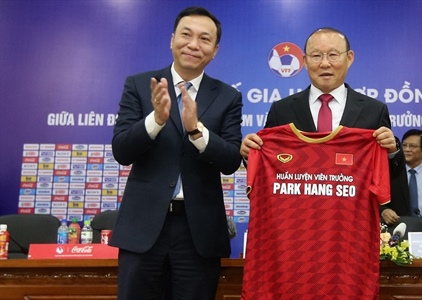 Truyền thông châu Á nói gì về hợp đồng mới của HLV Park Hang-seo