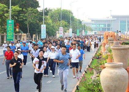 Vĩnh Long: Hơn 2.000 người tham gia Ngày chạy Olympic vì sức khỏe toàn...